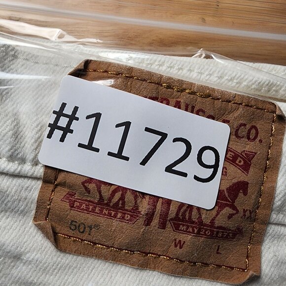 Levis Shorts Womens 32 501 White Stretch High Rise Button Fly Denim Jean *GUC* - Picture 16 of 16